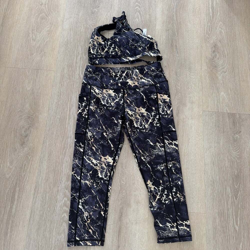 CVG Constantly Varied Gear Marbled Set Crop Leggings Sports Bra Women's Size M - Picture 2 of 5